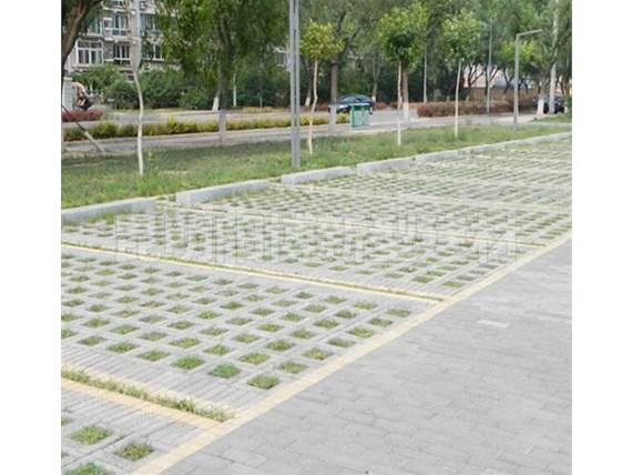 云南植草磚與人行道的協(xié)調(diào)性如何？適合鋪設(shè)在哪些地方？